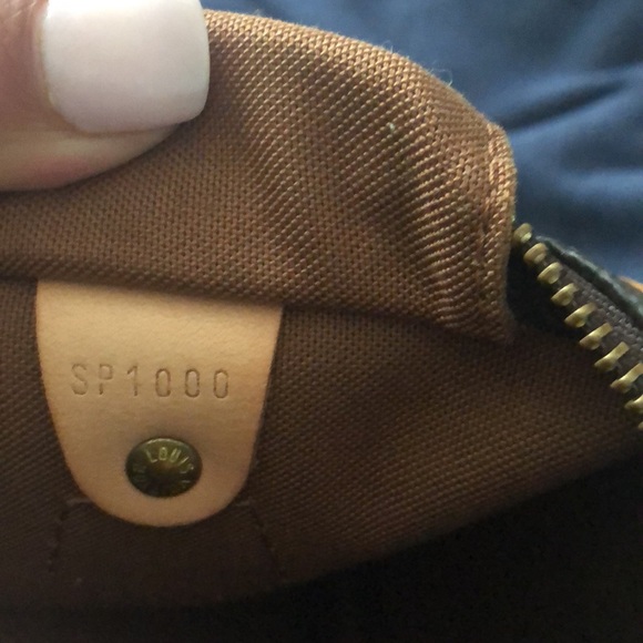 Louis Vuitton speedy 25 with crossbody strap like new - Picture 8 of 8